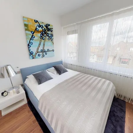 Апартаменты Visionapartments Rotachstrasse - Contactless Check-in