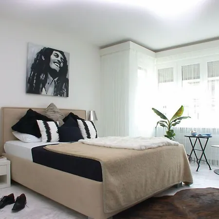 Visionapartments Rotachstrasse - Contactless Check-in Zurich