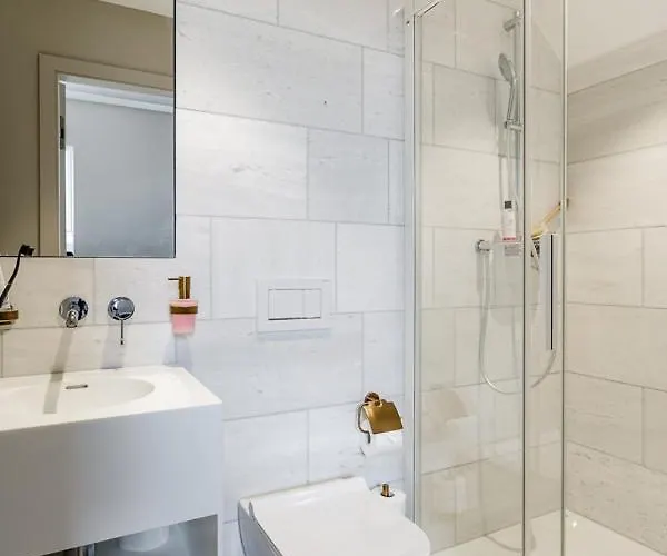 Visionapartments Rotachstrasse - Contactless Check-in Curych