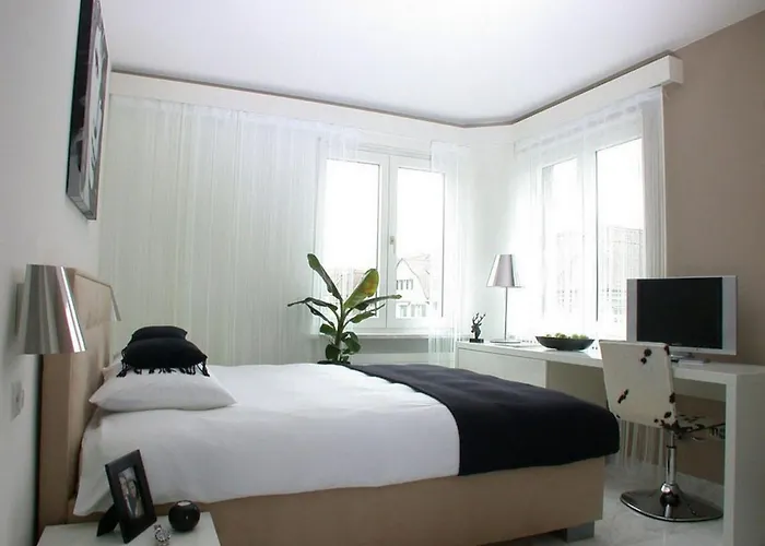 Visionapartments Rotachstrasse - Contactless Check-in Curych